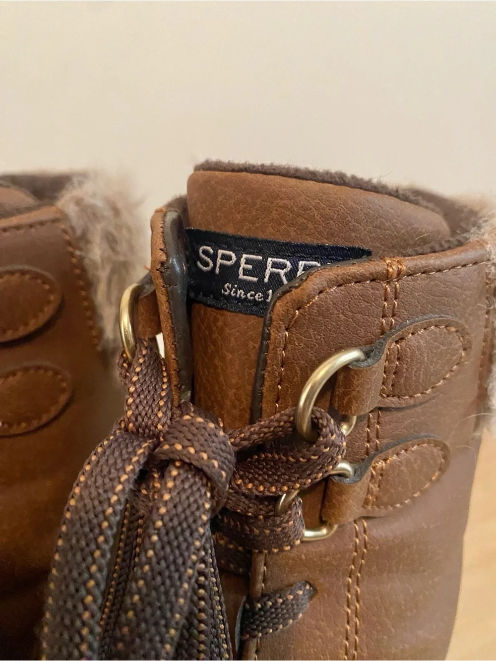 Sperry Two-Tone Brown Waterproof Lace-Up Winter Boot with Faux Fur 6.5